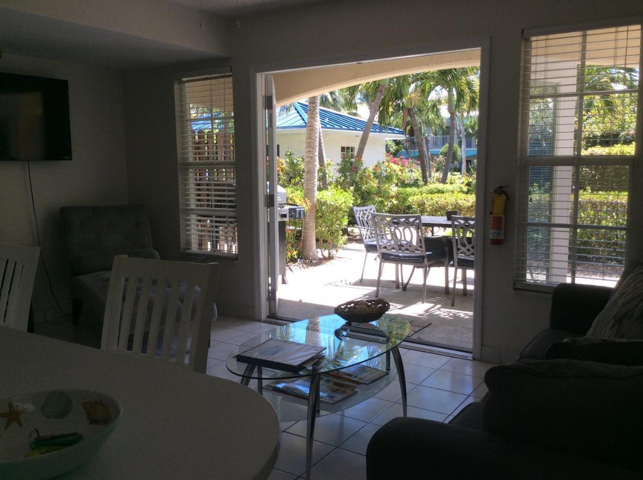 Island Club Turks & Grace Bay Place Exterior foto